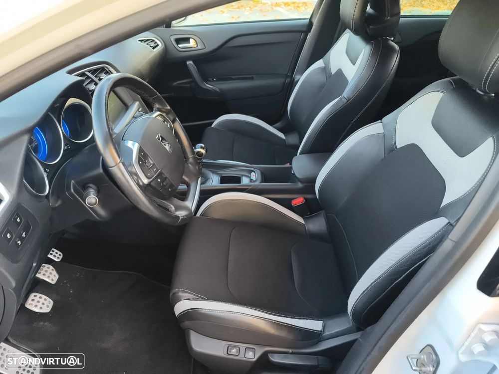 Citroën DS4 1.6 HDi So Chic - 34