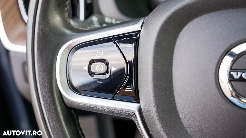 Volvo XC 60 Recharge T6 Twin Engine eAWD Inscription Expression - 21