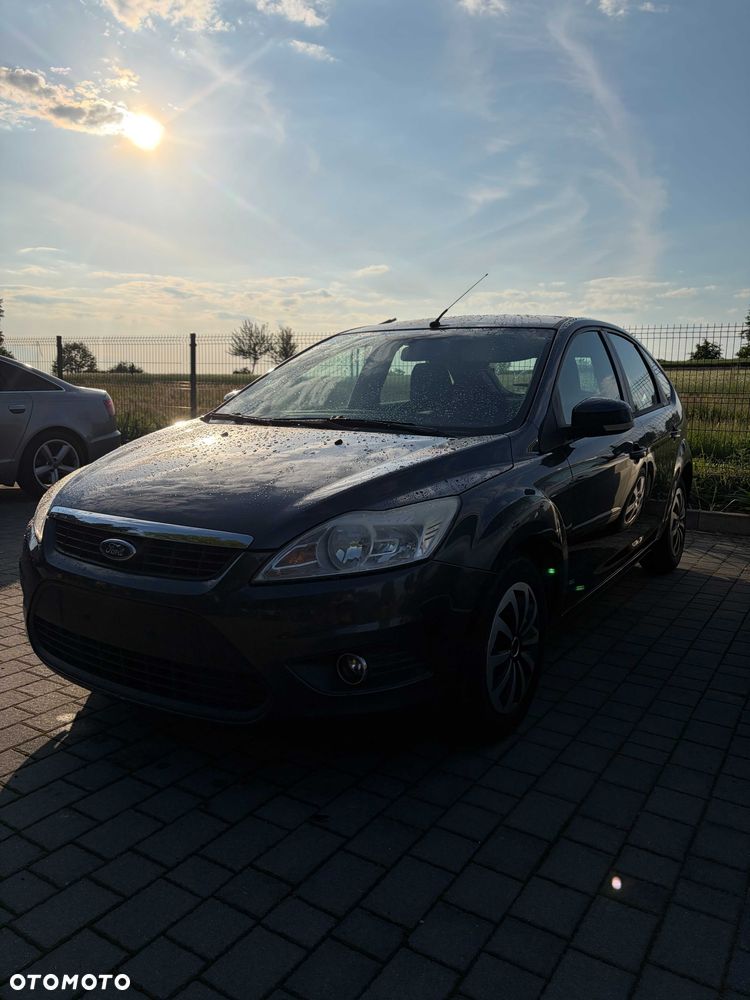 Ford Focus 2010 photo 3