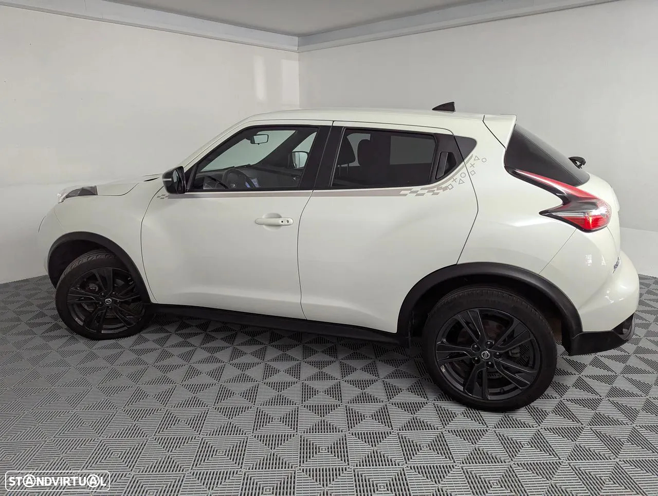 Nissan Juke 1.2 DIG-T Acenta Connect - 8