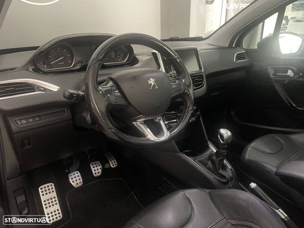 Peugeot 208 1.6 e-HDi Allure - 17