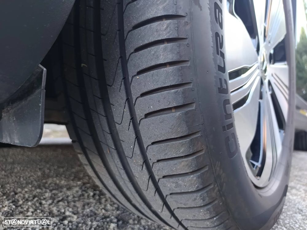 Mercedes-Benz EQA 250+ - 21