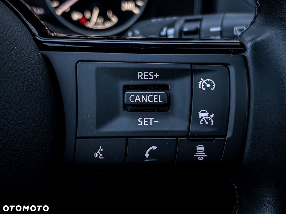 Nissan Qashqai 1.3 DIG-T MHEV Tekna - 32