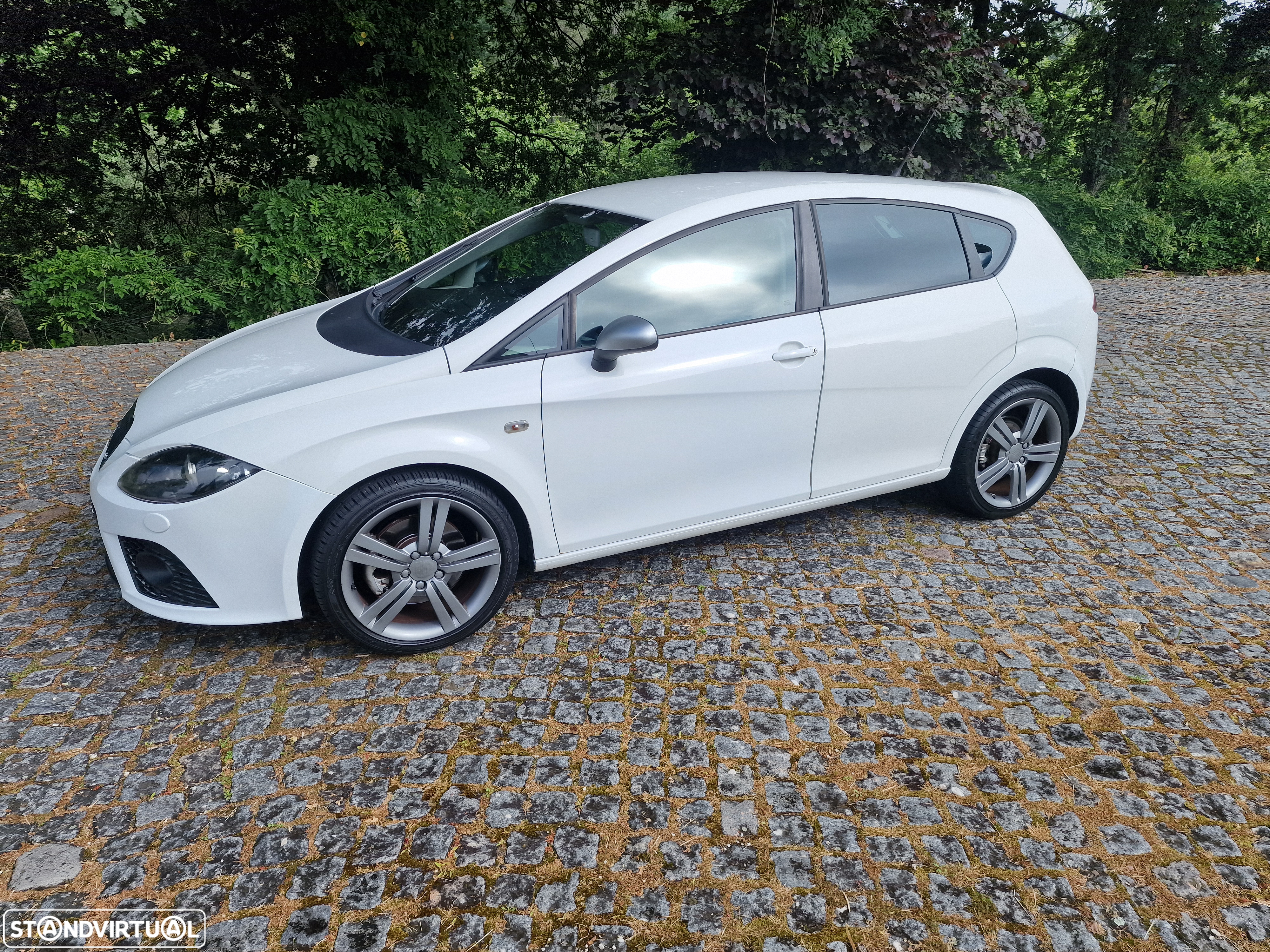 SEAT Leon 2.0 TDI FR - 9