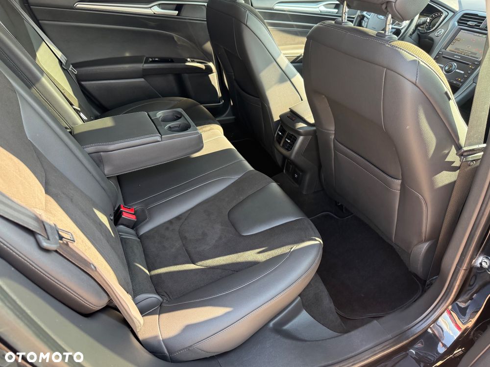Ford Mondeo 2.0 TDCi Bi-Turbo PowerShift-Aut Titanium - 11