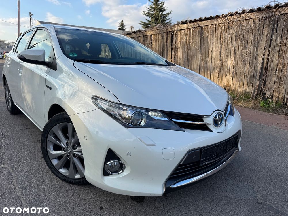 Toyota Auris - 2