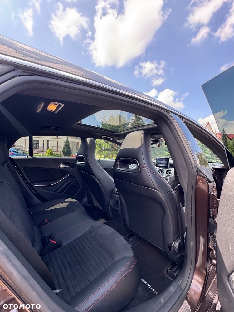 Mercedes-Benz CLA 220 d AMG Line 8G-DCT - 6