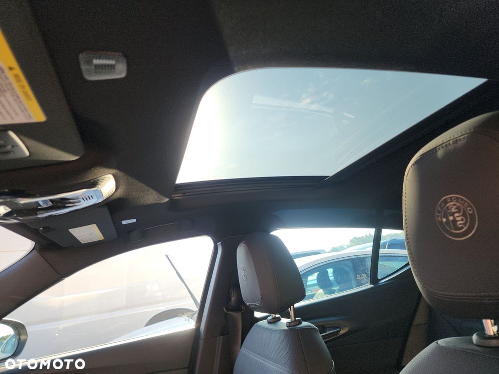 Alfa Romeo Tonale - 14