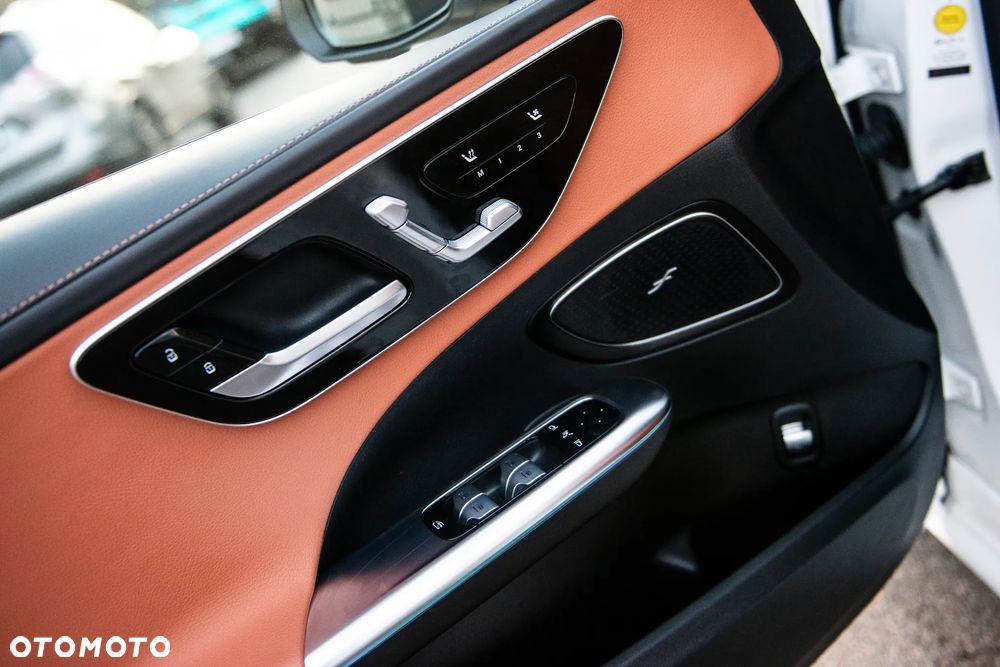 Mercedes-Benz Klasa C 220 d mHEV Avantgarde - 19