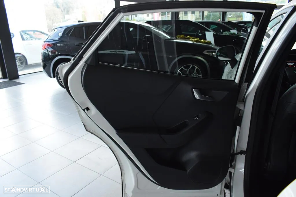 Ford Puma 1.0 EcoBoost MHEV ST-Line X - 37