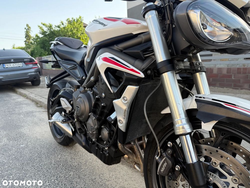 Triumph Street Triple - 26