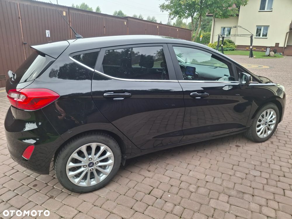 Ford Fiesta 1.0 EcoBoost S&S TITANIUM - 8