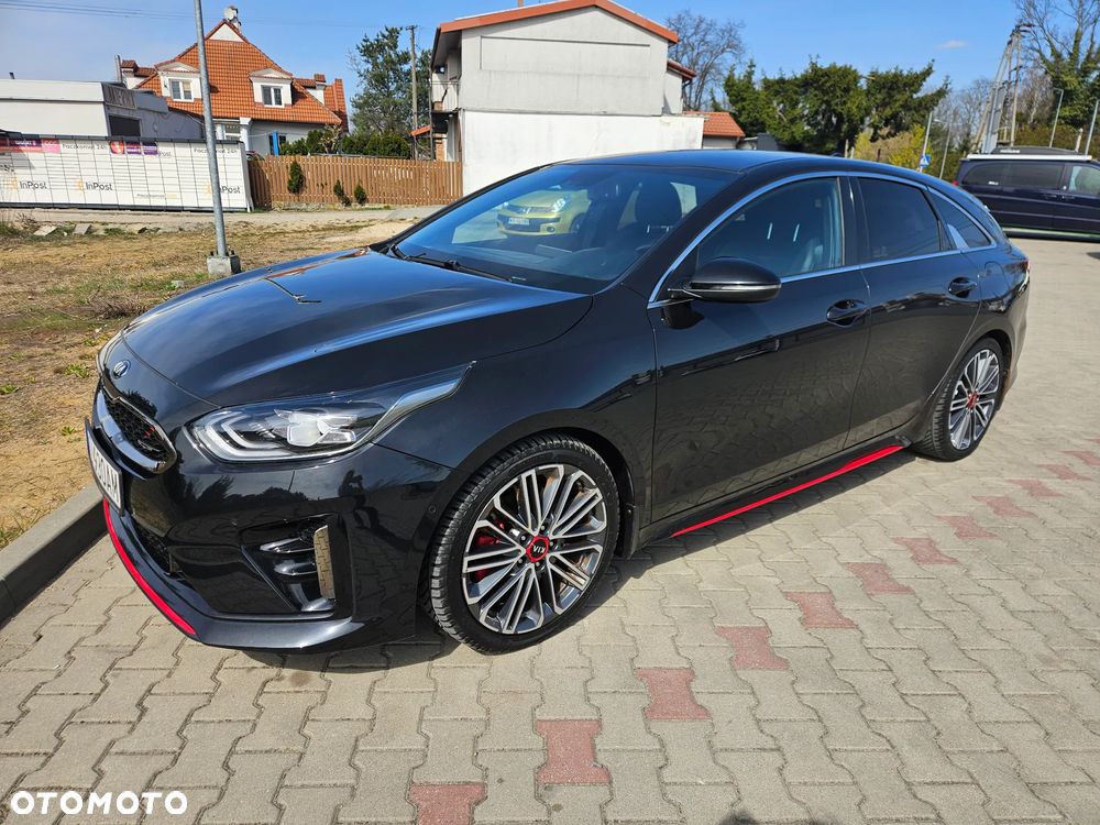 Kia ProCeed - 1