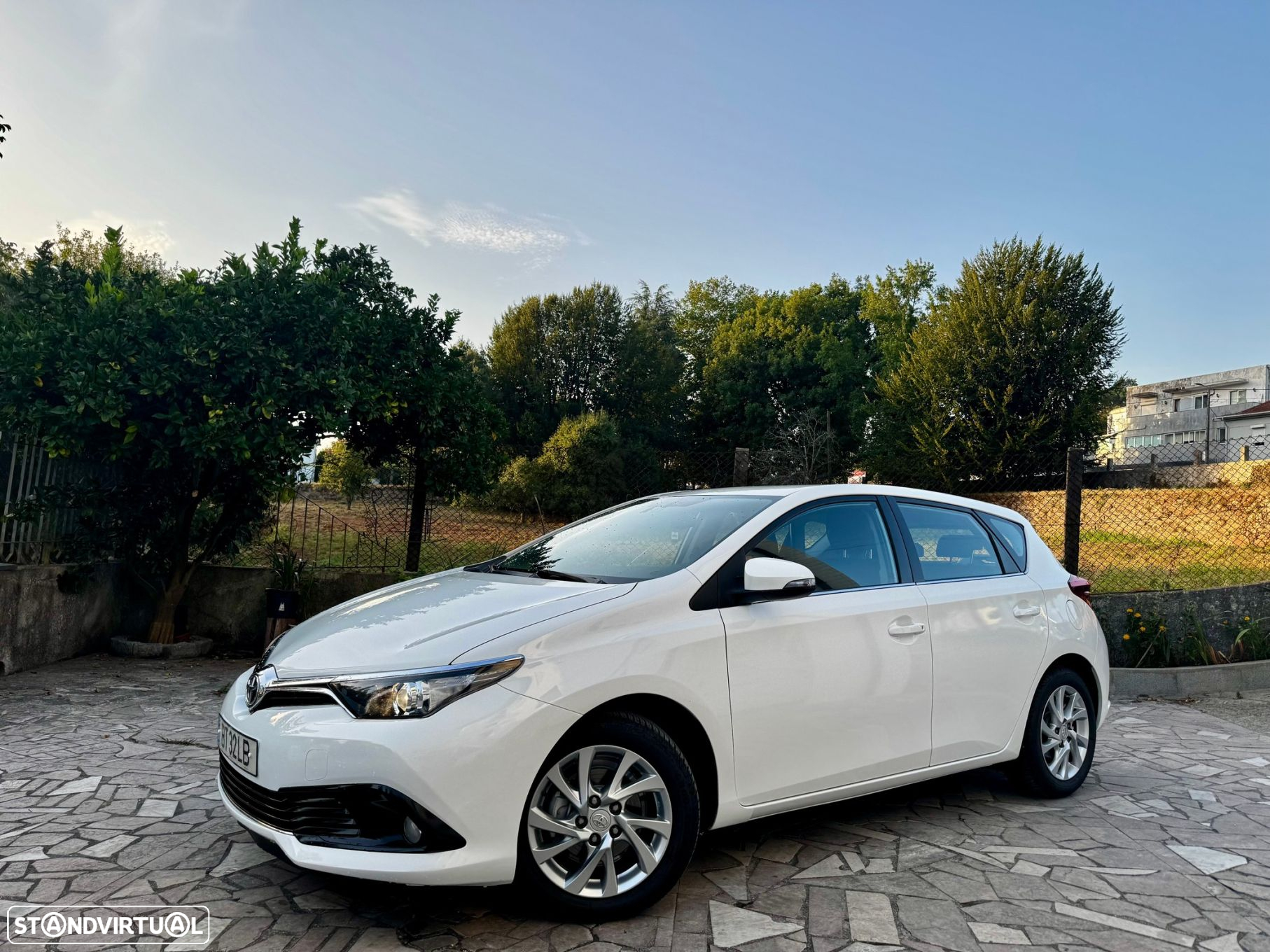 Toyota Auris 1.2T Exclusive - 6