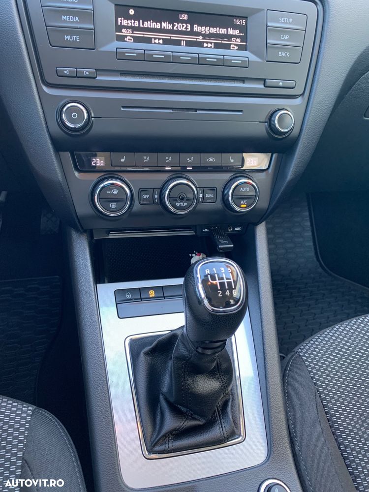 Skoda Octavia Combi 1.2 TSI SPORT EDITION - 7