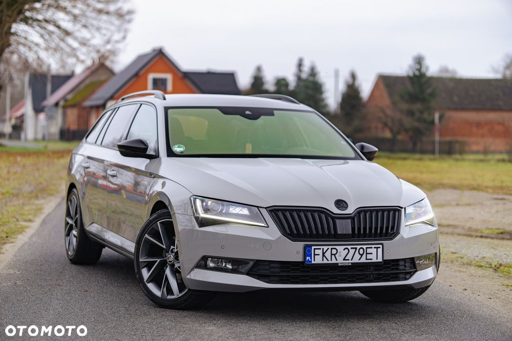 Skoda Superb 2.0 TDI 4x4 DSG SportLine - 1