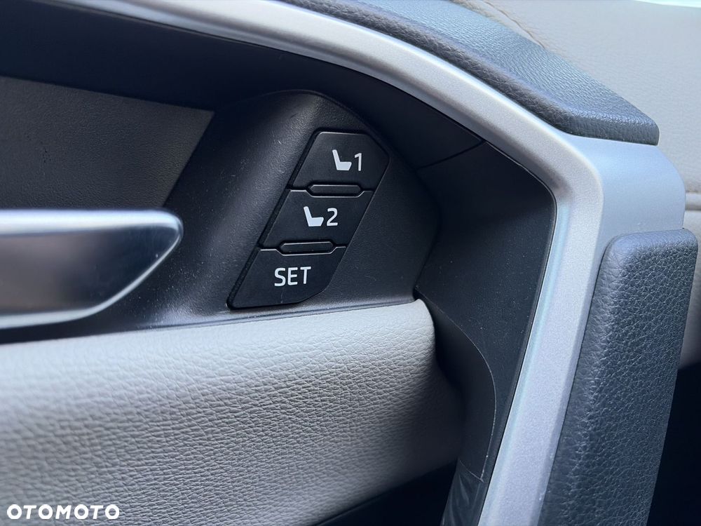 Toyota RAV4 2.5 Hybrid Executive 4x4 - 23