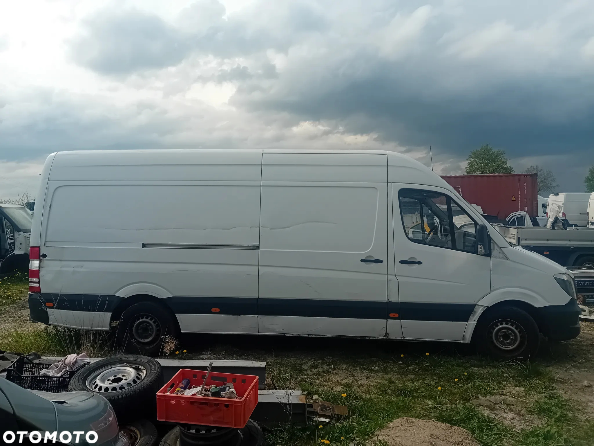 Mercedes-Benz Sprinter - 5