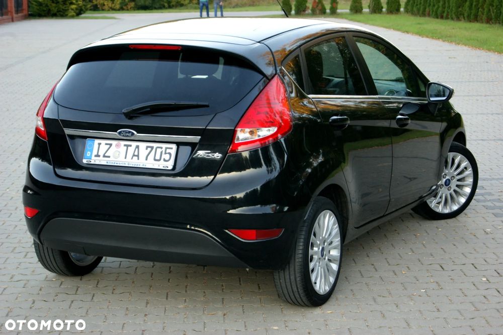 Ford Fiesta - 13