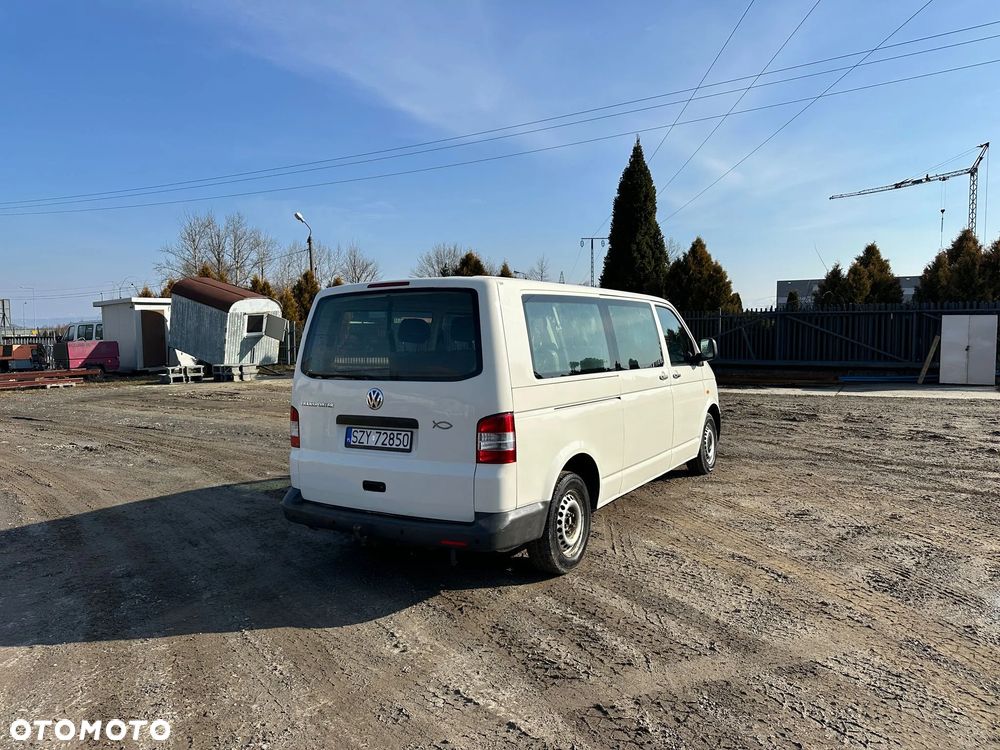 Volkswagen Transporter - 4
