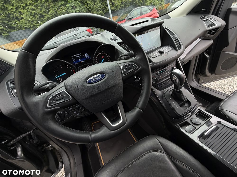 Ford Kuga 2.0 TDCi 2x4 Titanium - 29