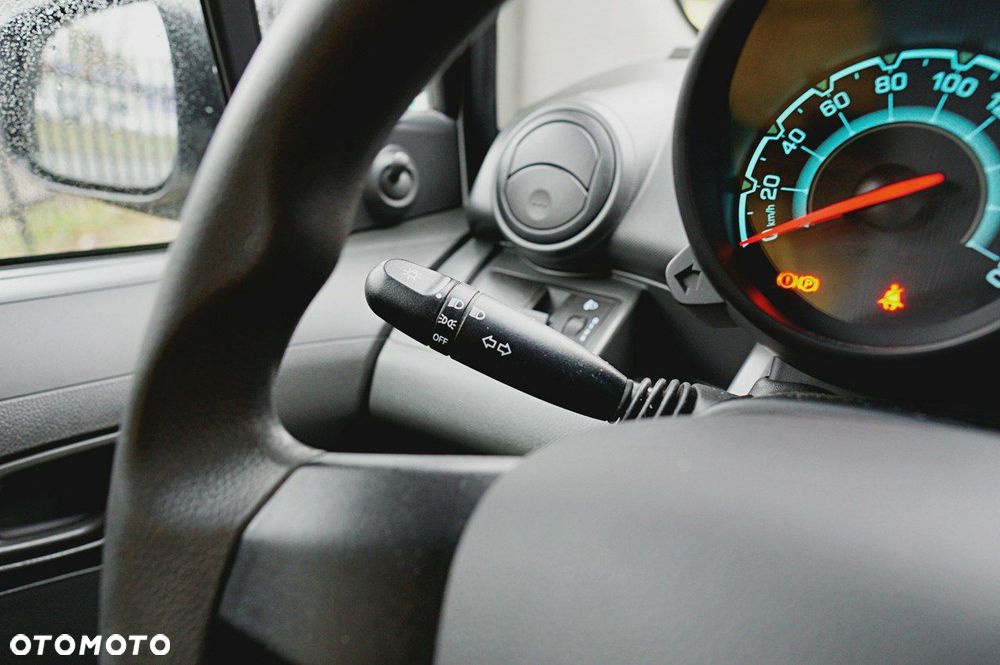 Chevrolet Spark - 23