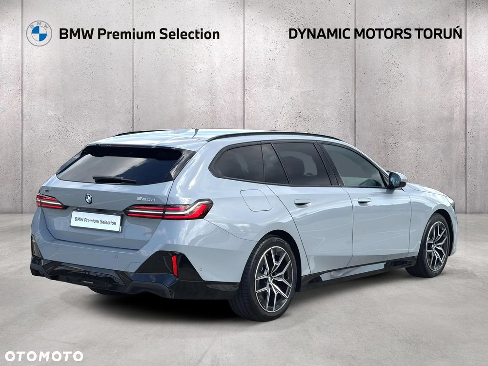 BMW Seria 5 520d xDrive mHEV M Sport - 3