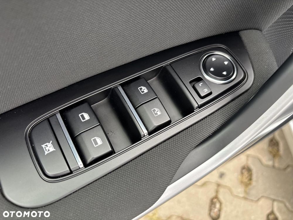 Kia Ceed 1.5 T-GDI M DCT - 19