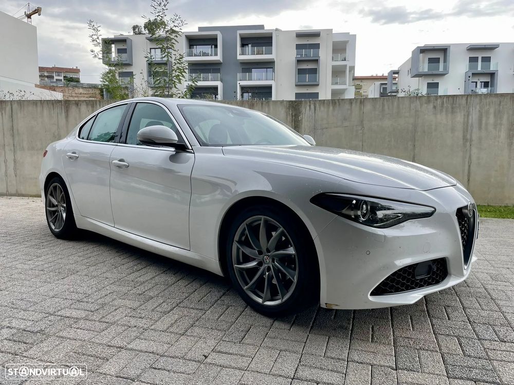 Alfa Romeo Giulia 2.2 D Super AT8 - 3