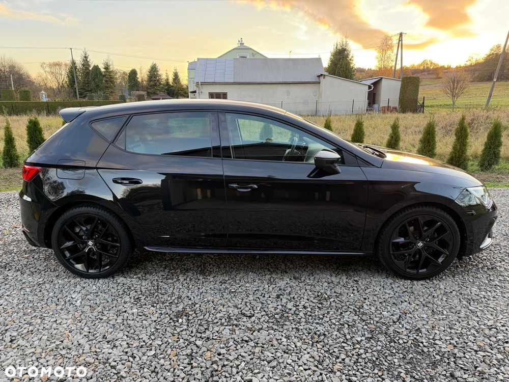 Seat Leon 2.0 TDI FR Black S&S - 4