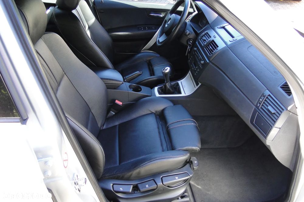 BMW X3 3.0d - 17