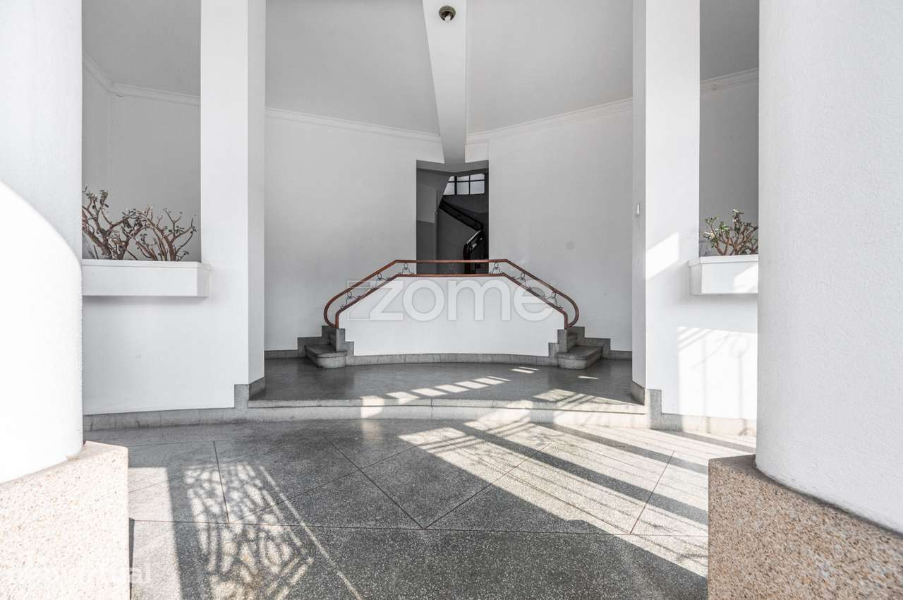 Apartamento com localização premium Porto - Grande imagem: 3/30