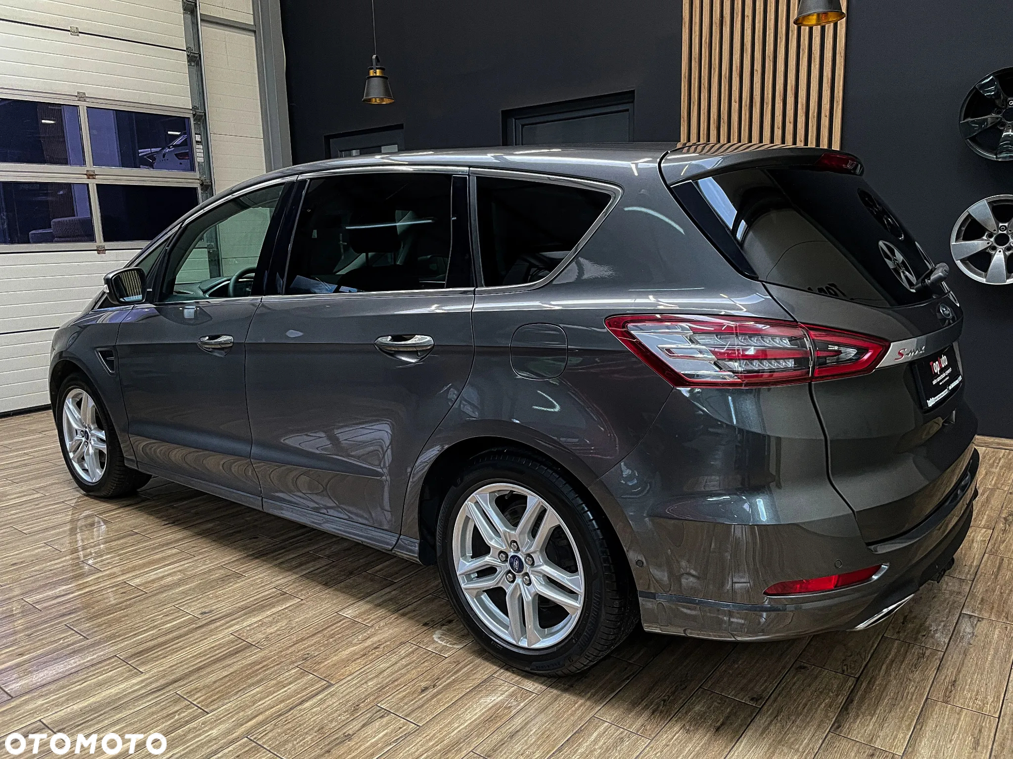Ford S-Max 2.0 EcoBoost Titanium - 11