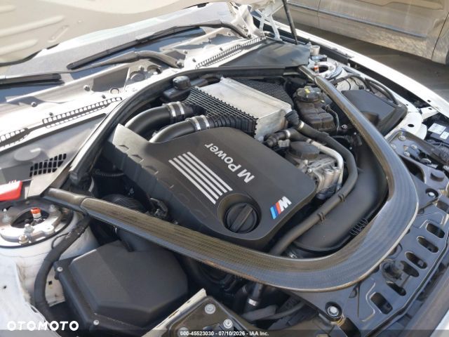 BMW M4 DKG - 16