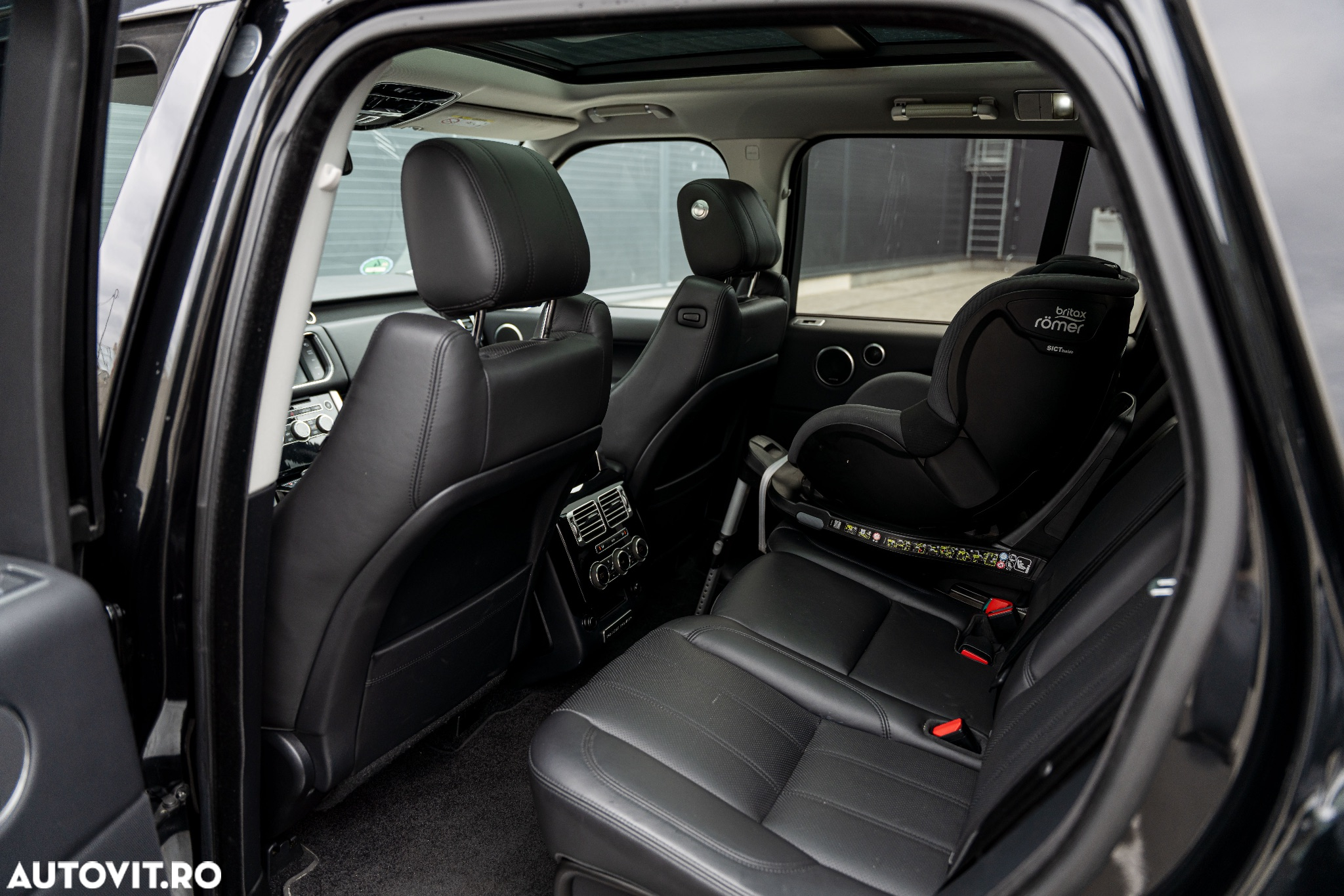 Land Rover Range Rover Vogue - 10