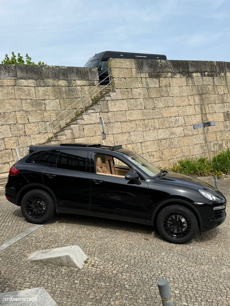 Porsche Cayenne Platinum Edition - 24