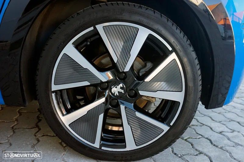 Peugeot e-208 50 kWh GT Line - 42