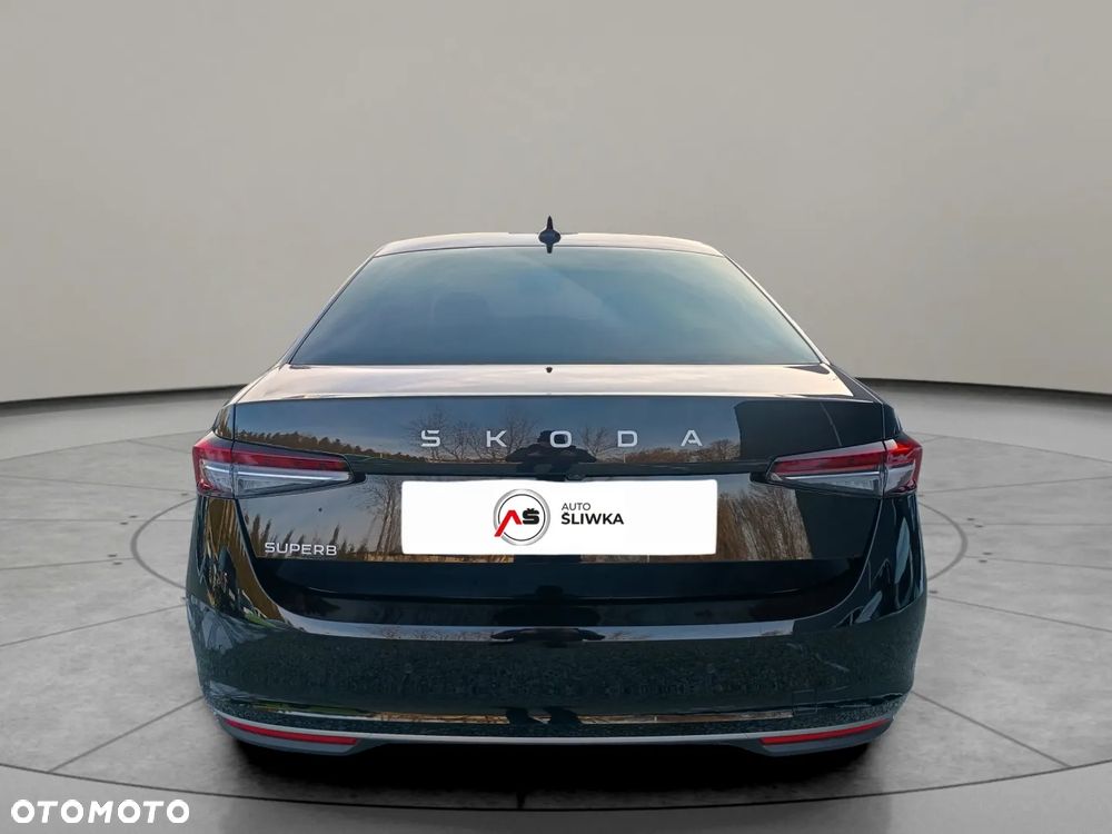 Skoda Superb 2.0 TSI L&K DSG - 7