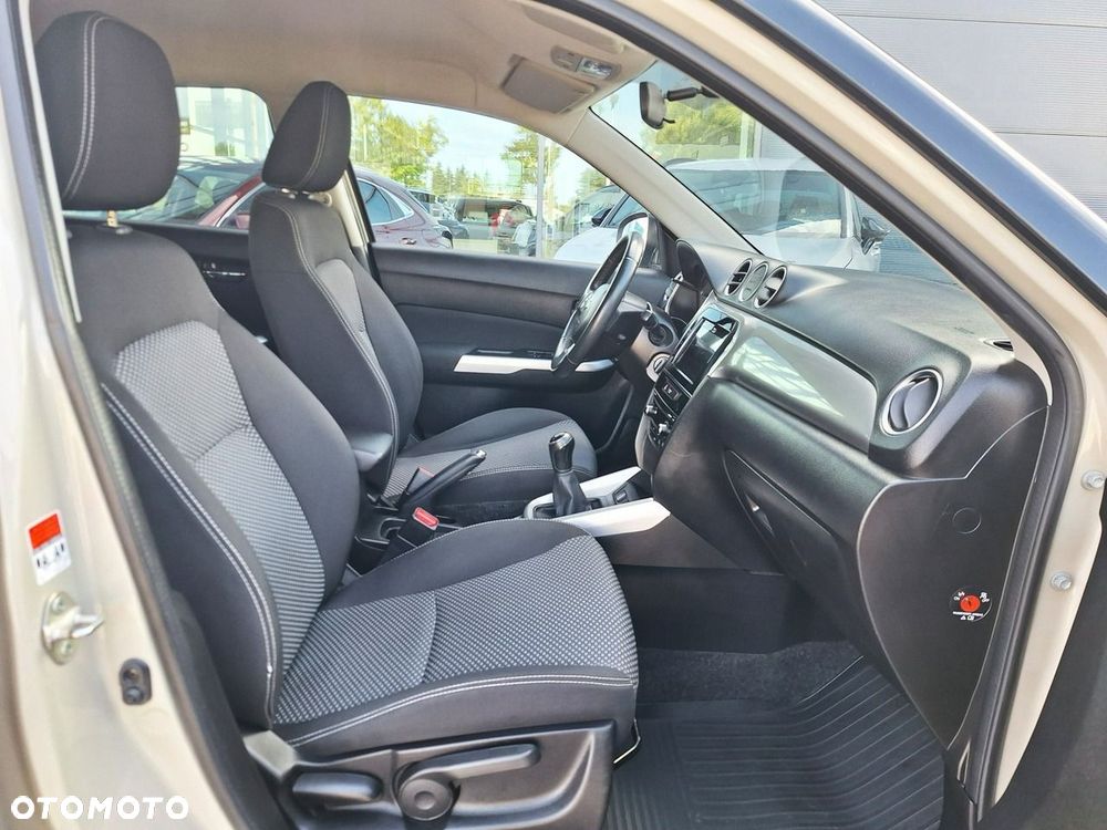 Suzuki Vitara - 31