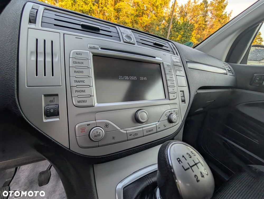 Ford Kuga 2.0 TDCi Titanium - 25