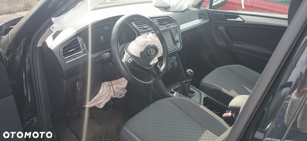 Volkswagen Tiguan 2.0 TDI BMT SCR Comfortline - 8