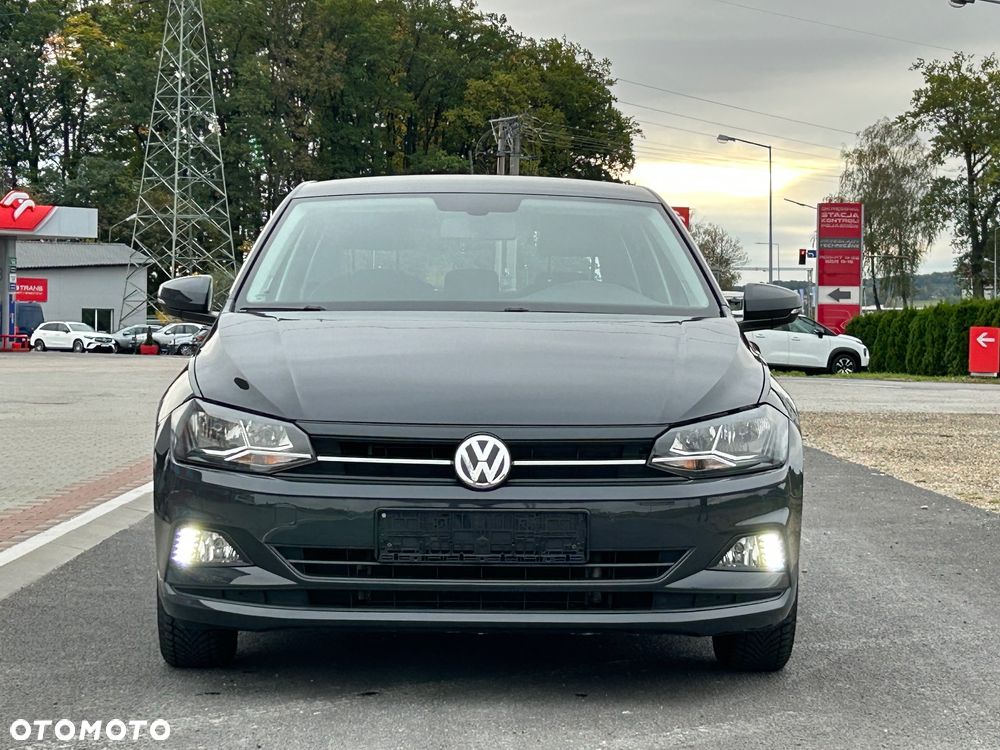 Volkswagen Polo - 2