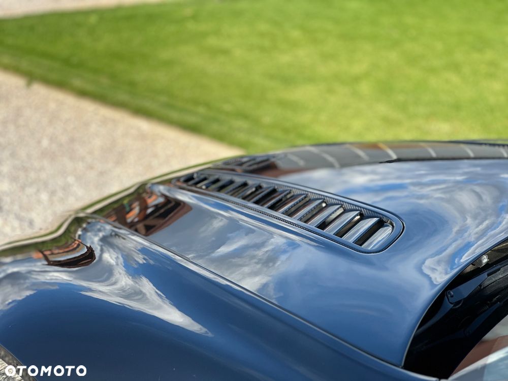 Aston Martin V12 Vantage Standard - 22