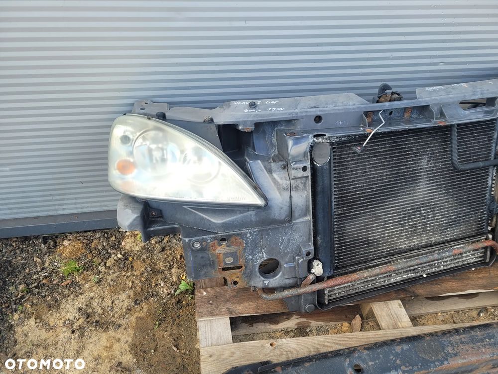 Ford Galaxy MK1 lift 2002r 1.9 TDI Pas przedni lampy chlodnica - 3