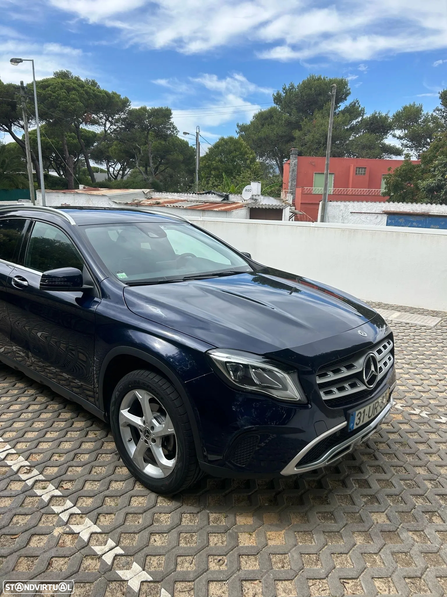 Mercedes-Benz 180 - 6