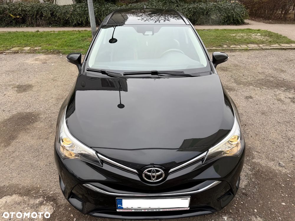 Toyota Avensis 2.0 Multidrive S Executive - 4