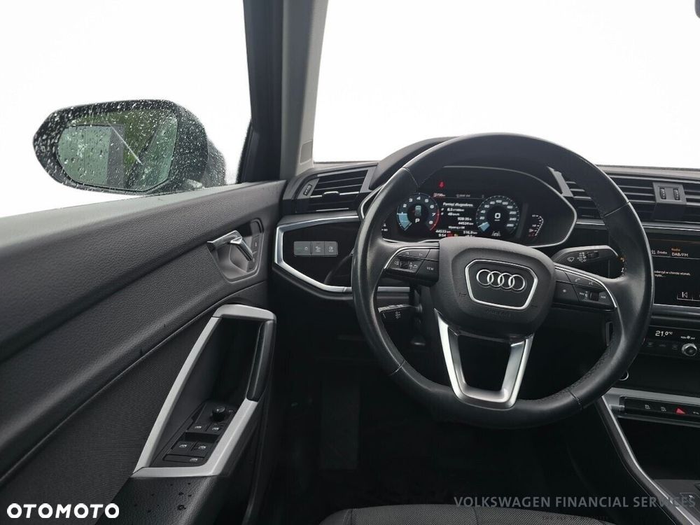 Audi Q3 - 10