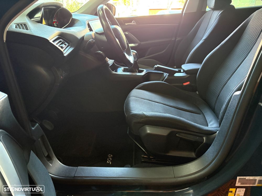 Peugeot 308 1.6 HDi Active - 32