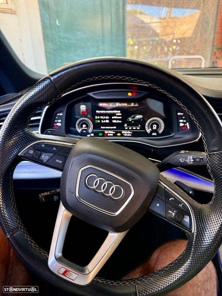 Audi Q8 55 TFSIe quattro Tiptronic - 7