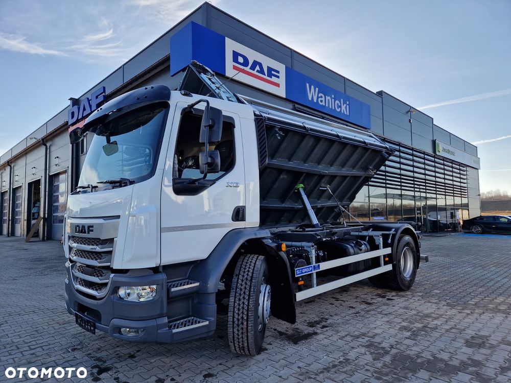 DAF XB FA 18 - 12